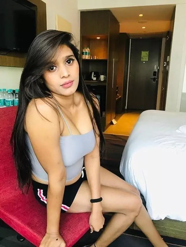 कॉल गर्ल्स सर्विस नरपतगंज